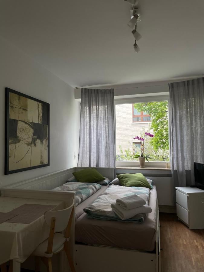 Private Room In Misburg, Hanover Экстерьер фото